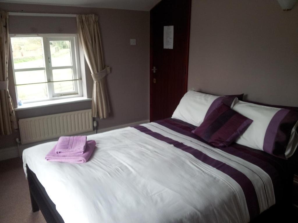 Shoulder Of Mutton Hotel Milton Keynes Room photo